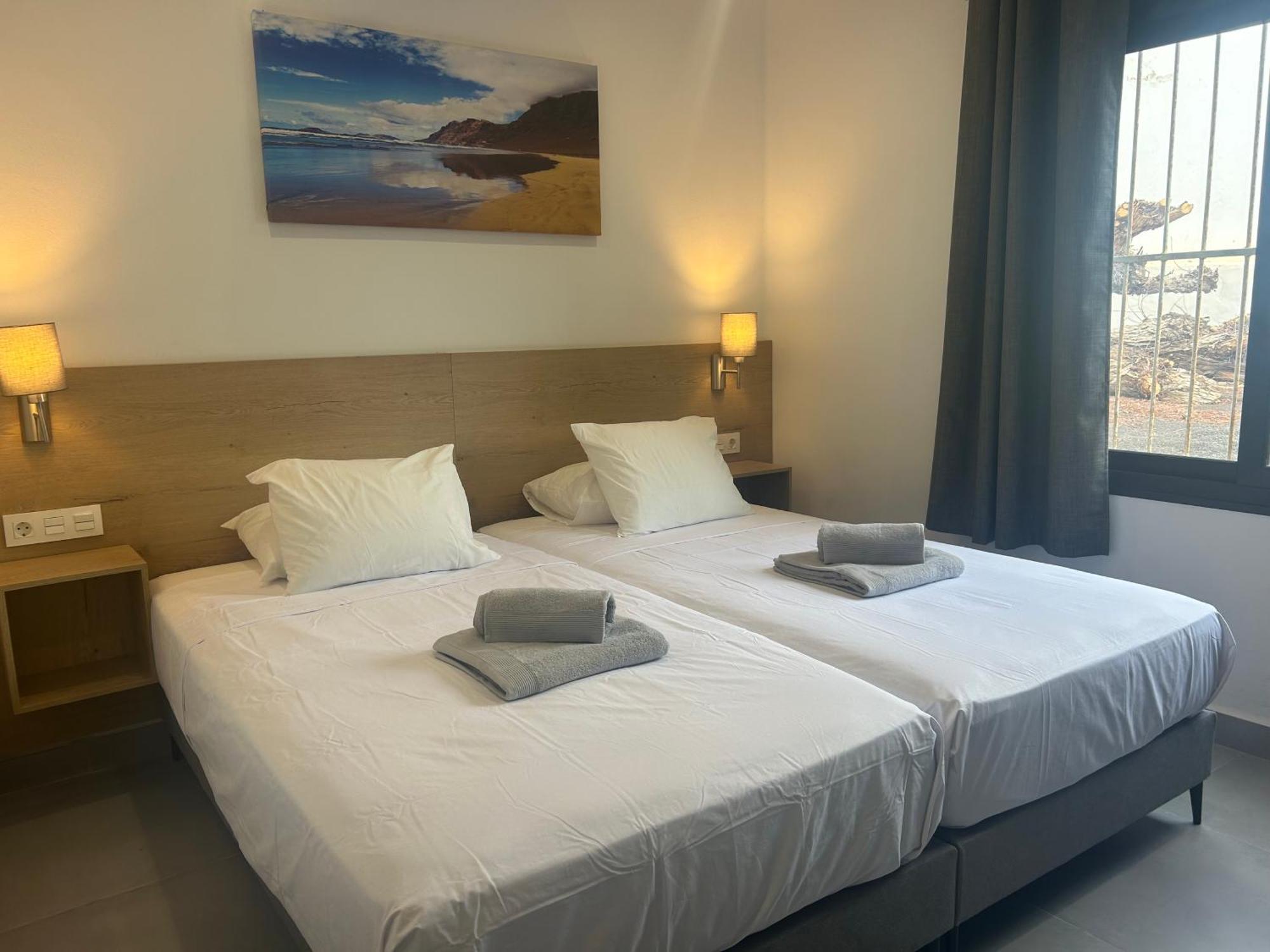 Stunning 2 Bedroom Seafront Apartment Πουέρτο Ντελ Κάρμεν Εξωτερικό φωτογραφία